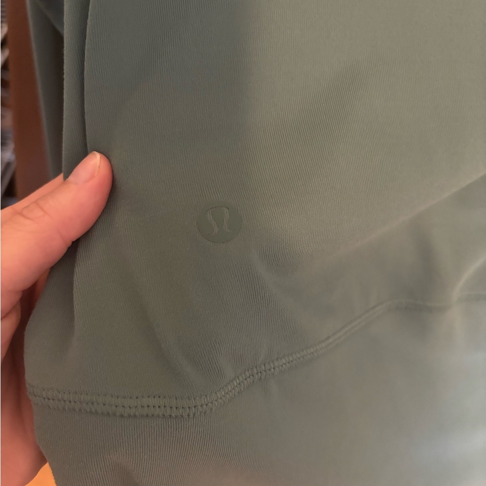 Lululemon Ready to Rulu Pullover in the color Green Twill - Picture 8 of 8